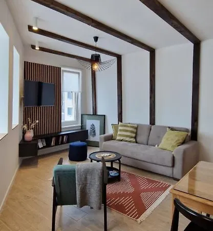 アパート Randevu Nivalis ヤホリナ